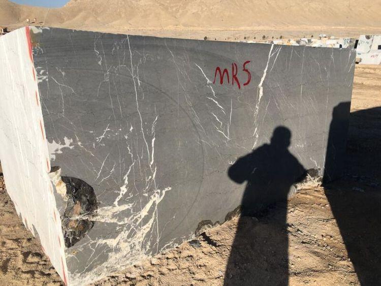 peitra gray marble 1